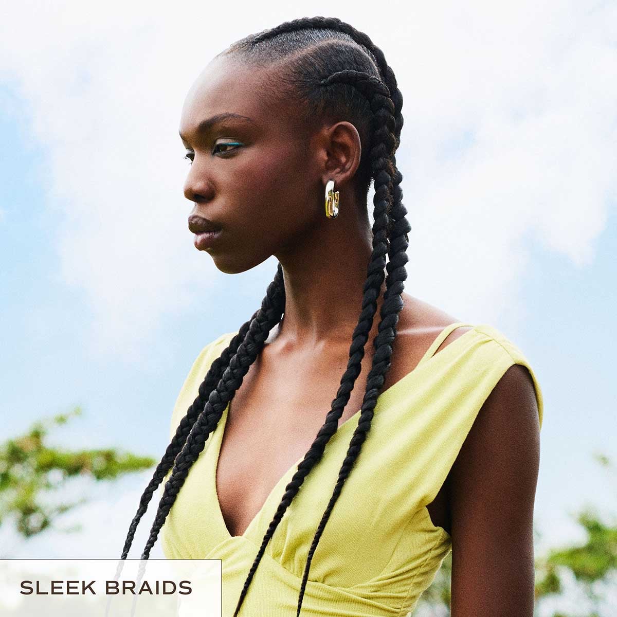 Innersense Organic Beauty Inner Reflection Sculpting Pomade smooths unwanted frizz and nourishes strands.